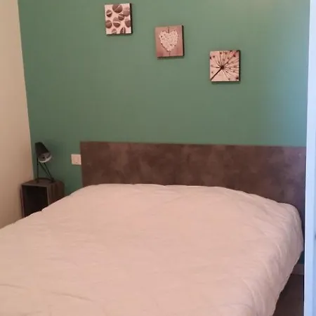 Appartement Independant Pour Gp, 24H, Le Mans Classic 4 Personnes Apartament *